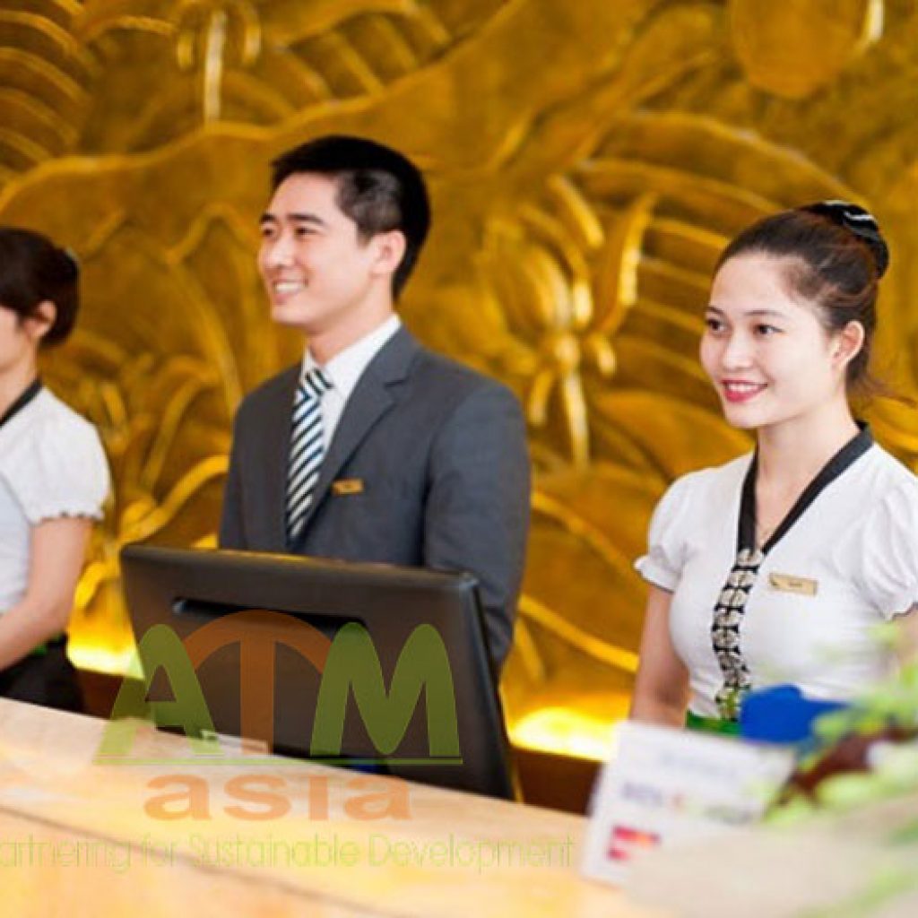 lễ tân khách sạn