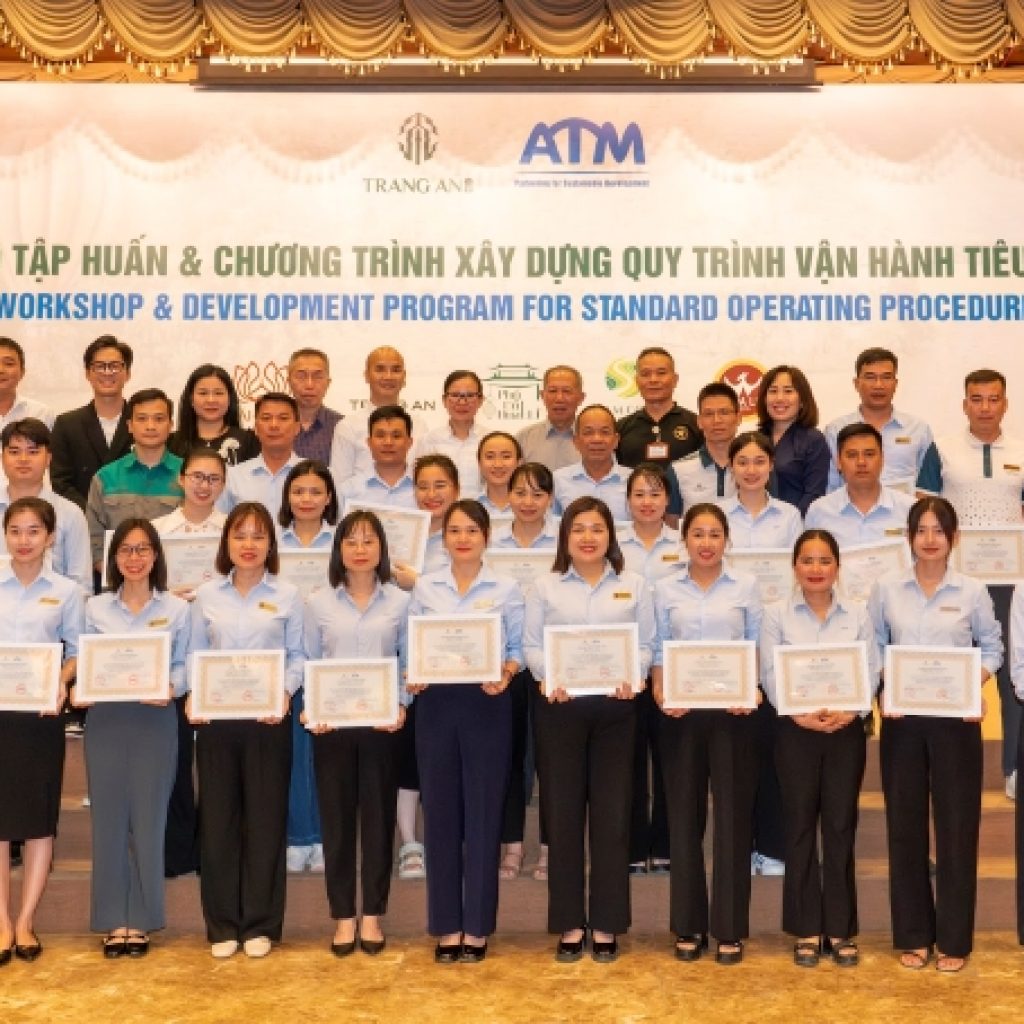 Bế giảng và trao chứng nhận cho 29 Cán bộ Cty Tràng An xây dựng SOP