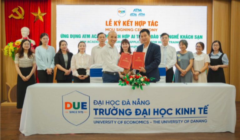 ATM Academy hợp tác với Trường Đại học Kinh tế – Đại học Đà Nẵng triển khai đào tạo nghề khách sạn tích hợp AI và tài trợ miễn phí 4 khóa học đến 30/03/2026.